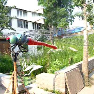 buy Artificial Life Size Animatronic Insects Robotic Dragonfly Spider online manufacture